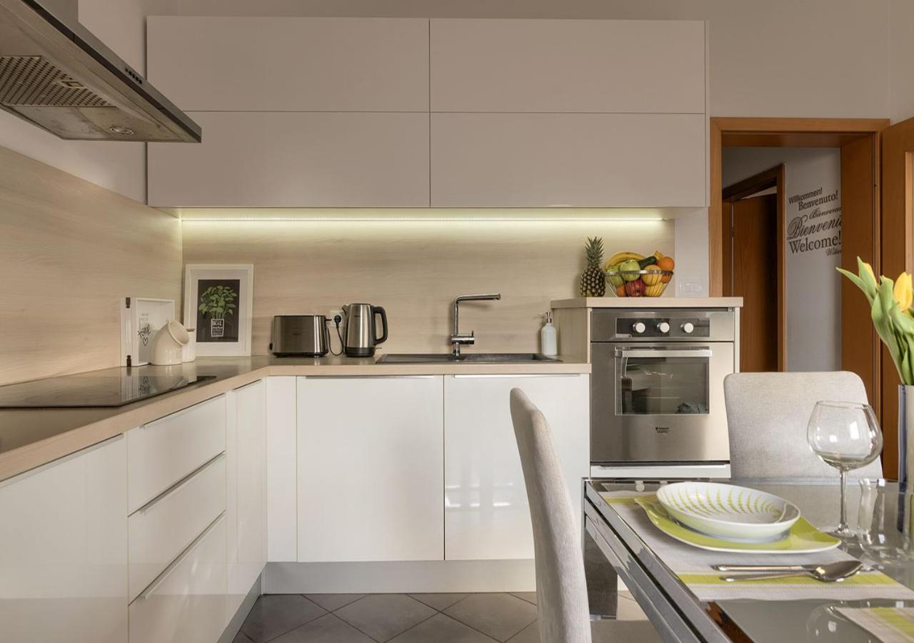 Apartment Leki - Newly Renovated, Modern City Spot بولا المظهر الخارجي الصورة