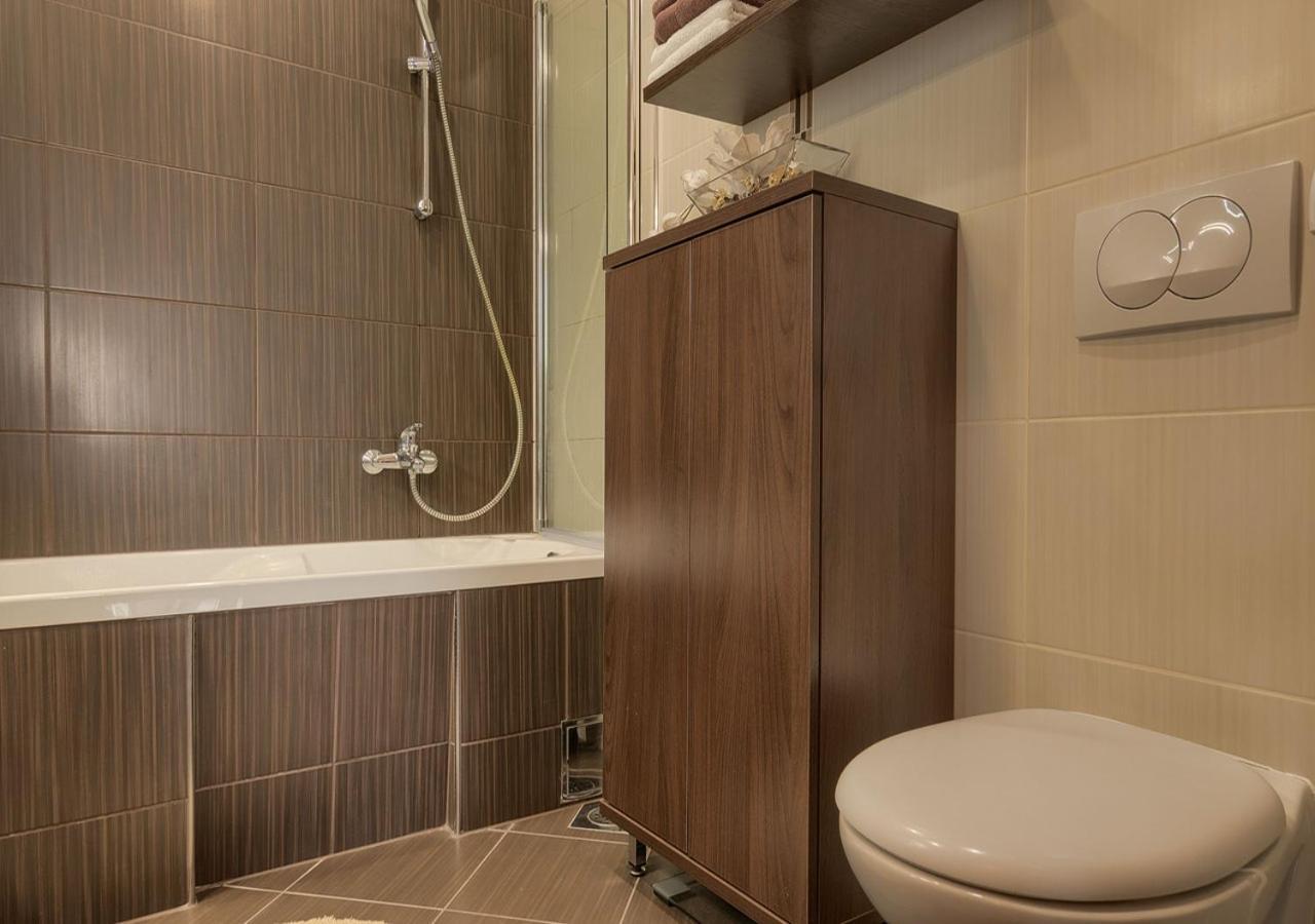 Apartment Leki - Newly Renovated, Modern City Spot بولا المظهر الخارجي الصورة